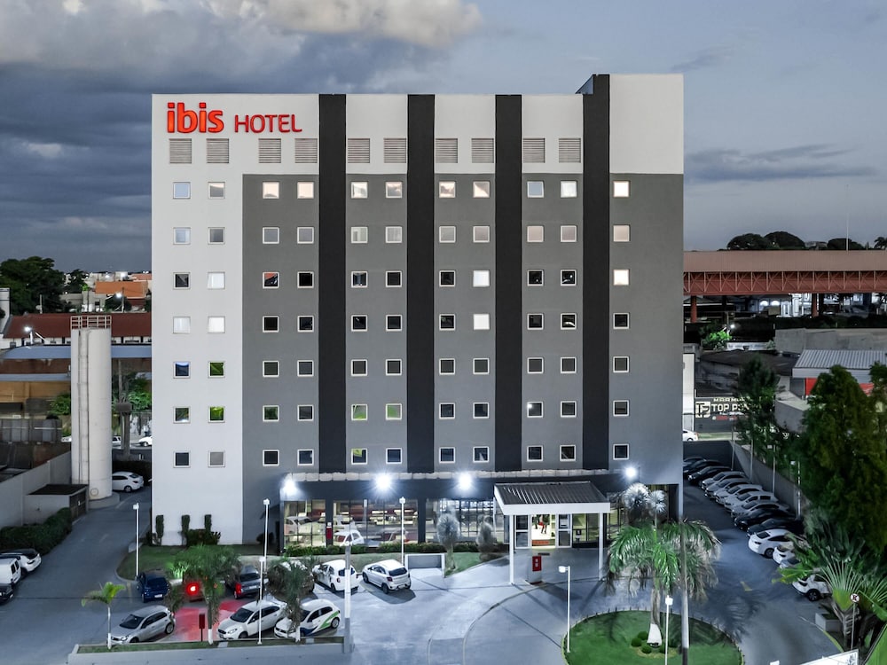 Ibis Uberaba 1/46