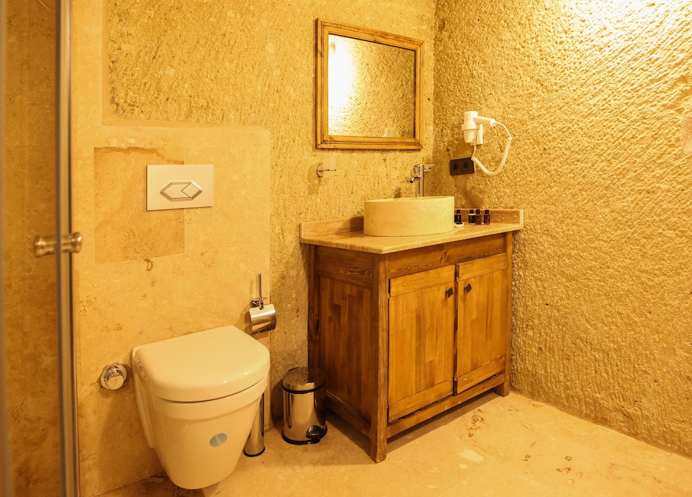 Exclusive, Suite, Queen Bed, Valley View
