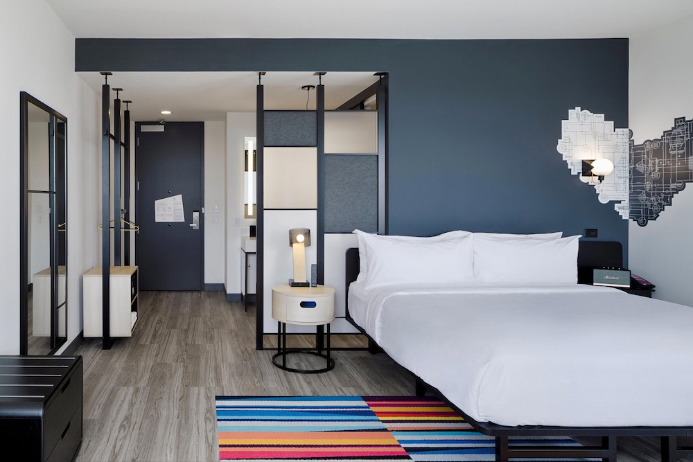 Aloft Ponce 12/50