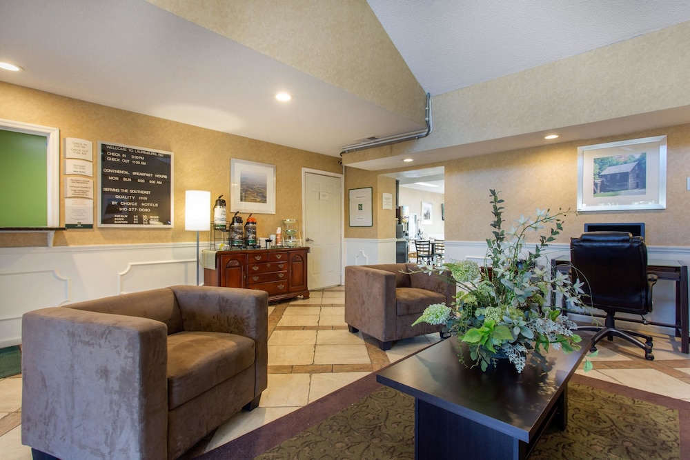 Quality Inn Laurinburg, NC 29/44