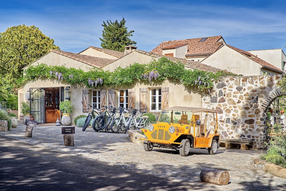 La Ferme D Augustin 73/79