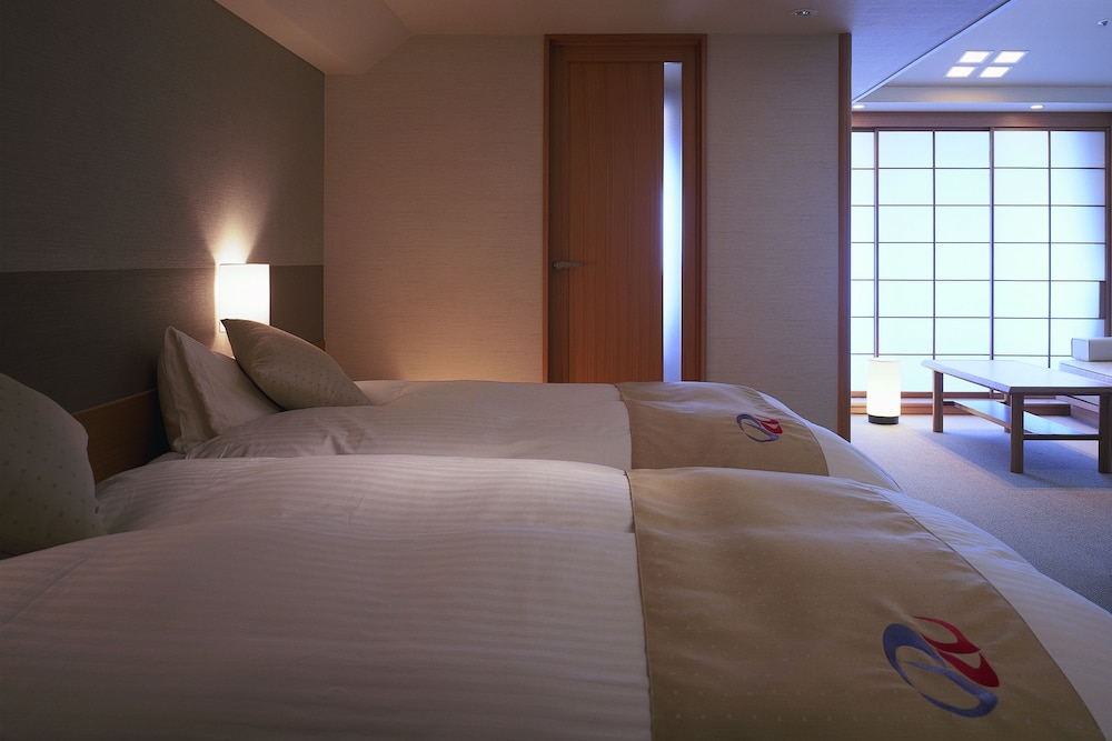 Hotel Plaza Annex Yokote 8/19