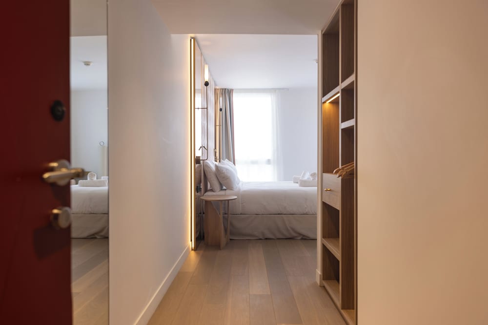 Kyriad Prestige Asnieres-Sur-Seine 45/45