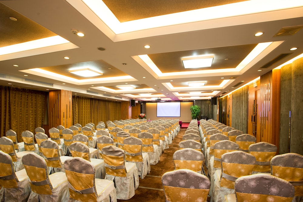 Rivan Hotel Rica 53/58