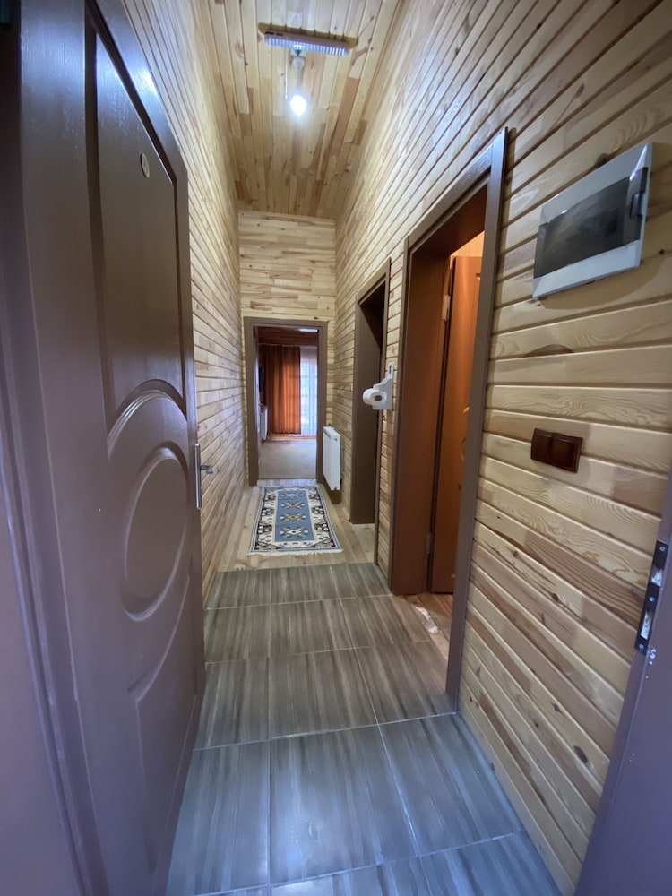 Pervanoglu Dinlenme Tesisi Motel 8/22