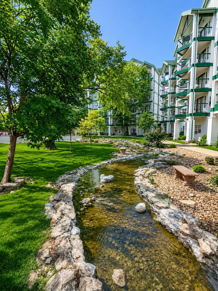 Capital Resorts Carriage Place 72/77