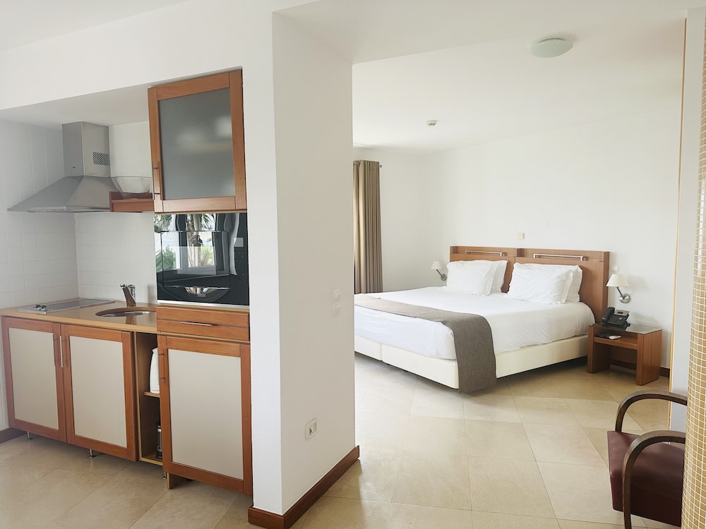 Aparthotel Vila Luz 28/71