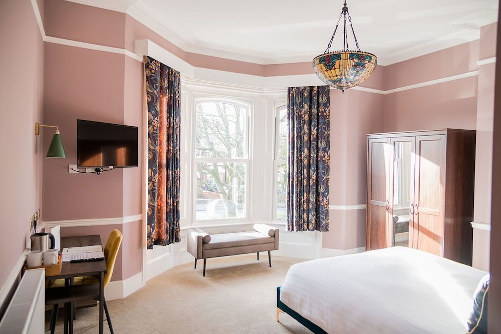 The Elizabeth House Hotel 10/58