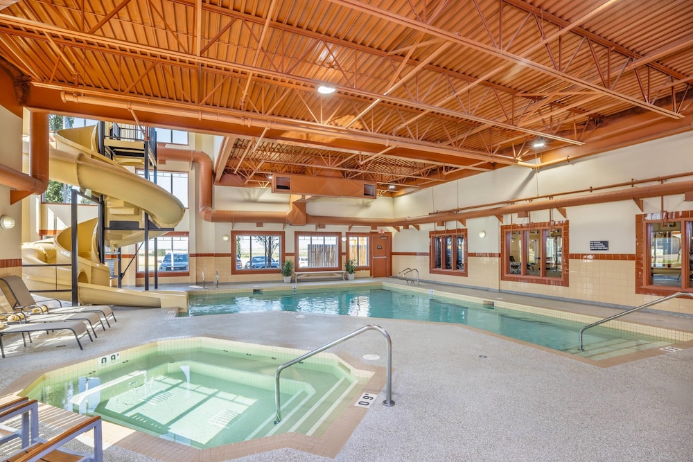 swimming pool spa