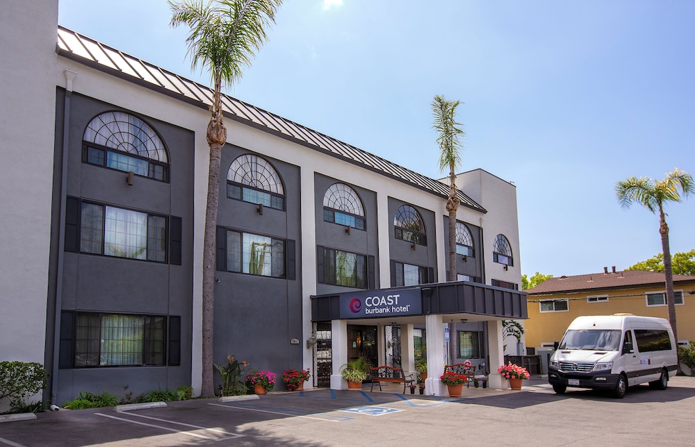Coast Anabelle Hotel 59/67