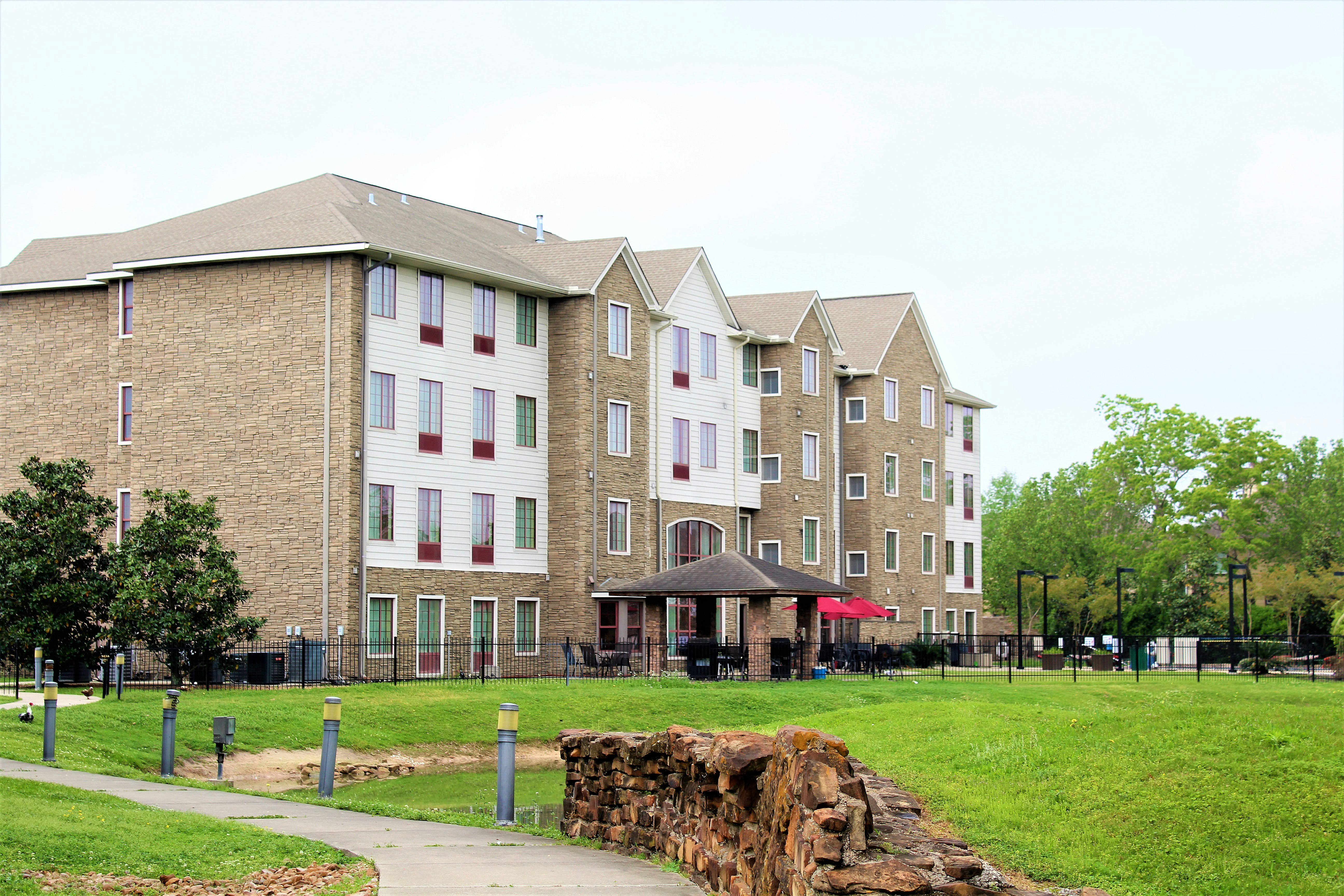 Staybridge Suites Houston Willowbrook 67/67