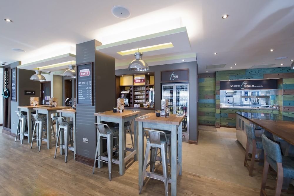 Premier Inn Honiton hotel 21/26
