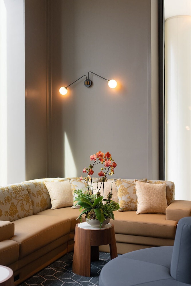 Virginia Guesthouse Hotel and Conference Center 28/50