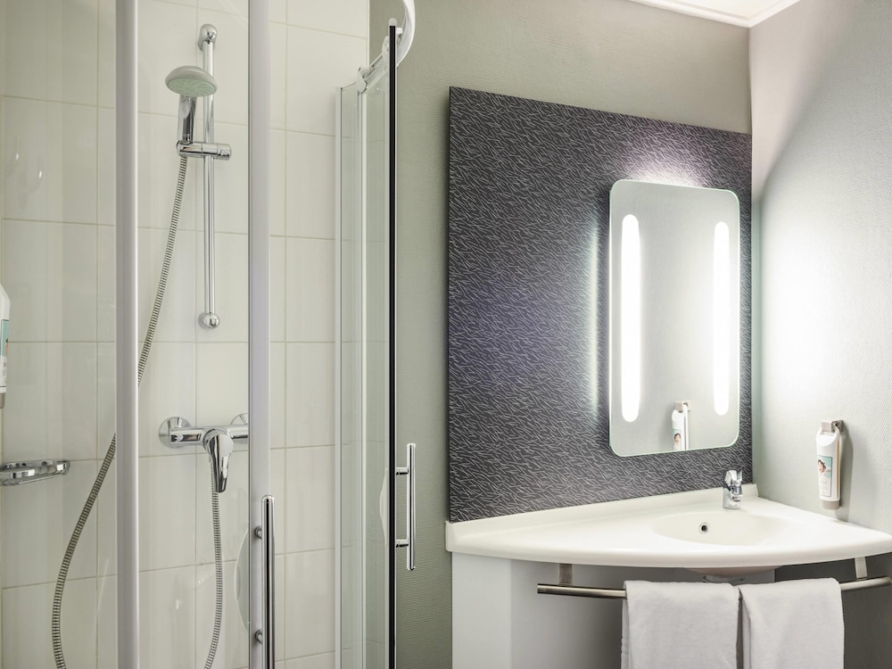 Ibis Daumesnil Porte Doree 39/42