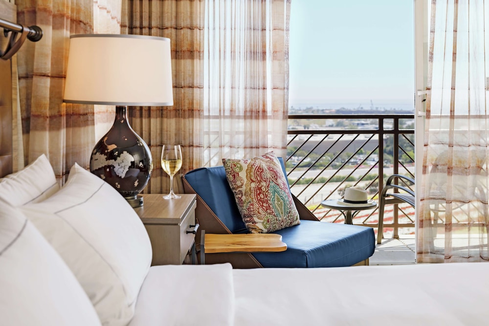 The Cassara Carlsbad Tapestry Collection By Hilton 45/63