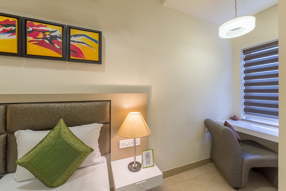 Treebo Nestlay Airport 24/40