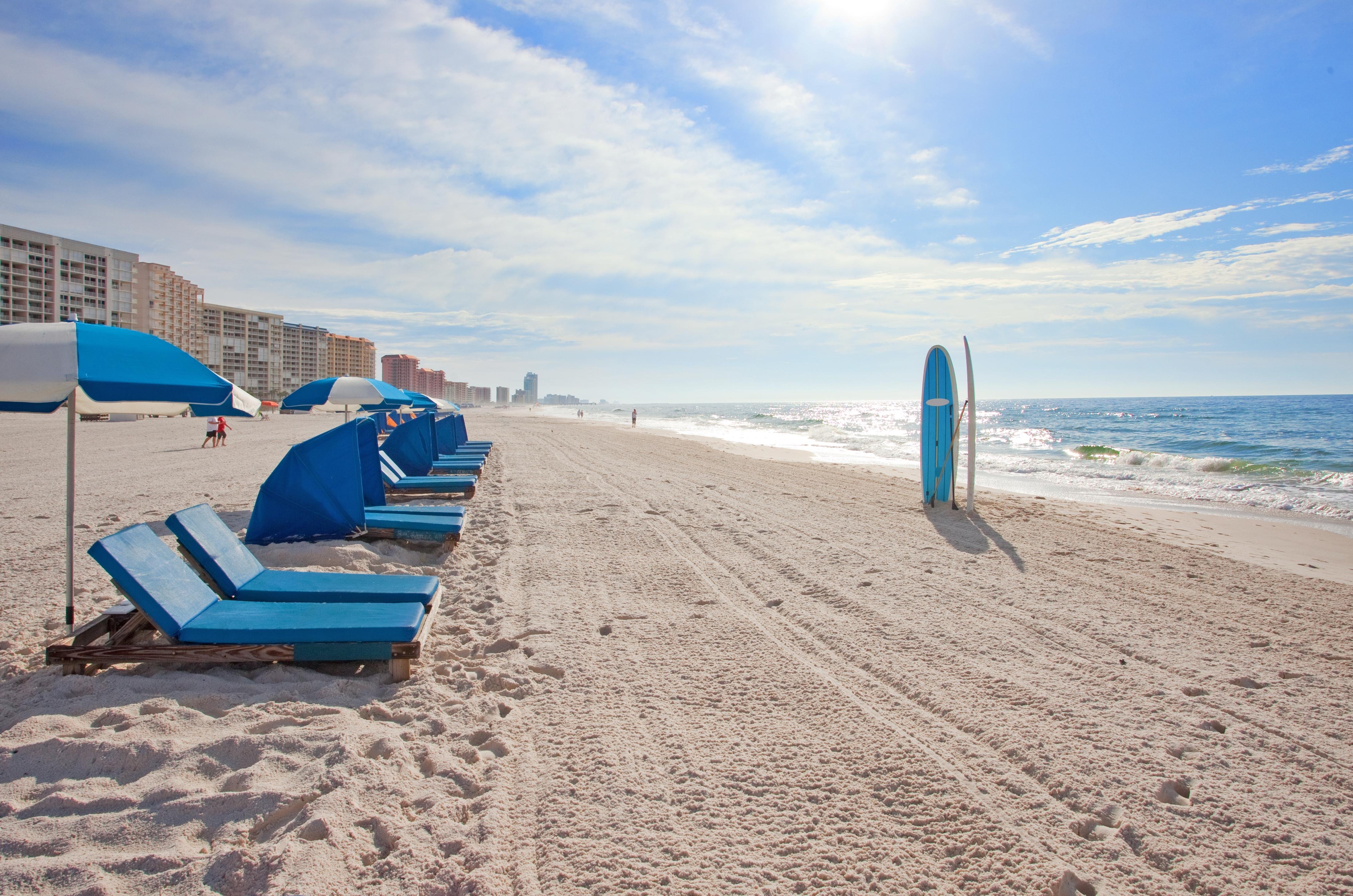 Holiday Inn Express Orange Beach-On The Beach 37/42