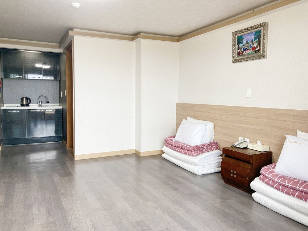 Jeju Ocean Family Hotel 17/75