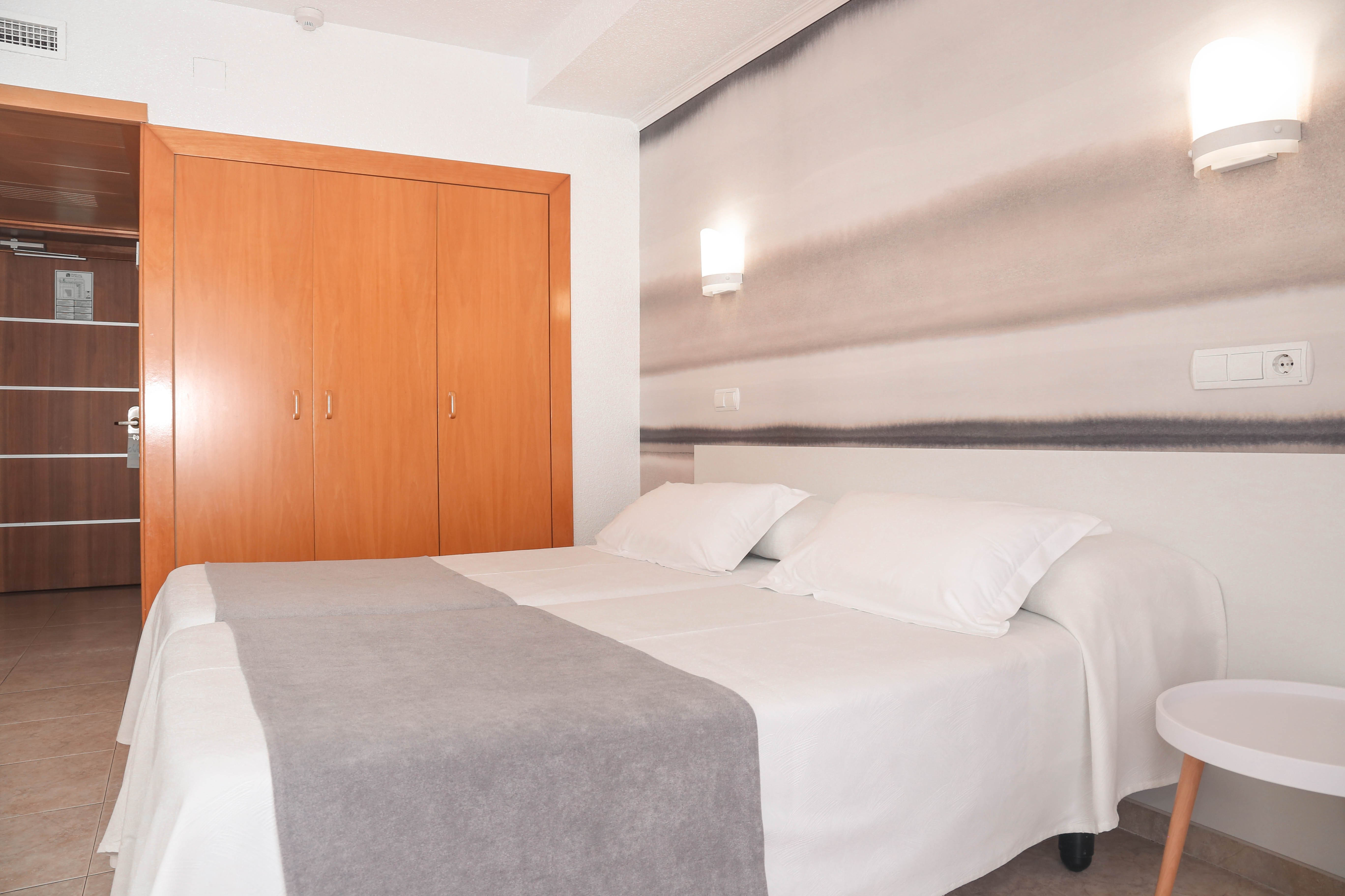 غرفة عائلية، Volga Hotel 3/6
