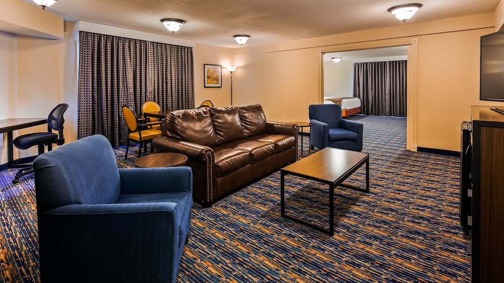Best Western Winners Circle 23/27