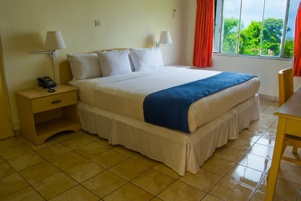 Siesta Hotel 37/75
