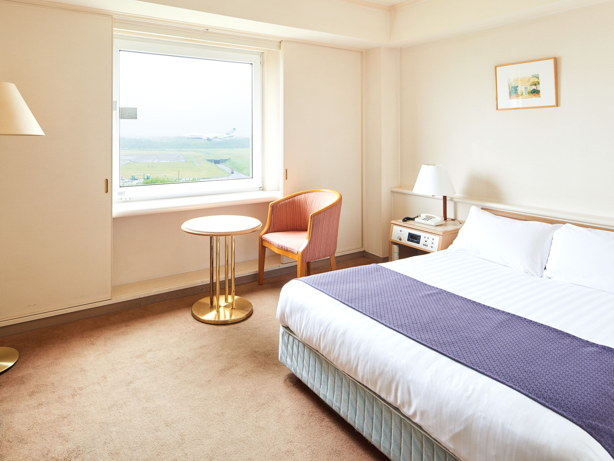 ROOM, DOUBLE BED