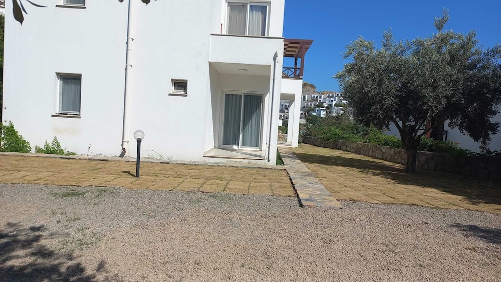 Ibak Sunny Houses 42/50