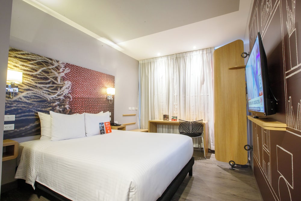 Ibis Quito 27/61