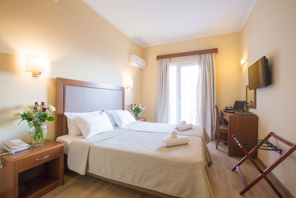Marina Athens Hotel 11/58