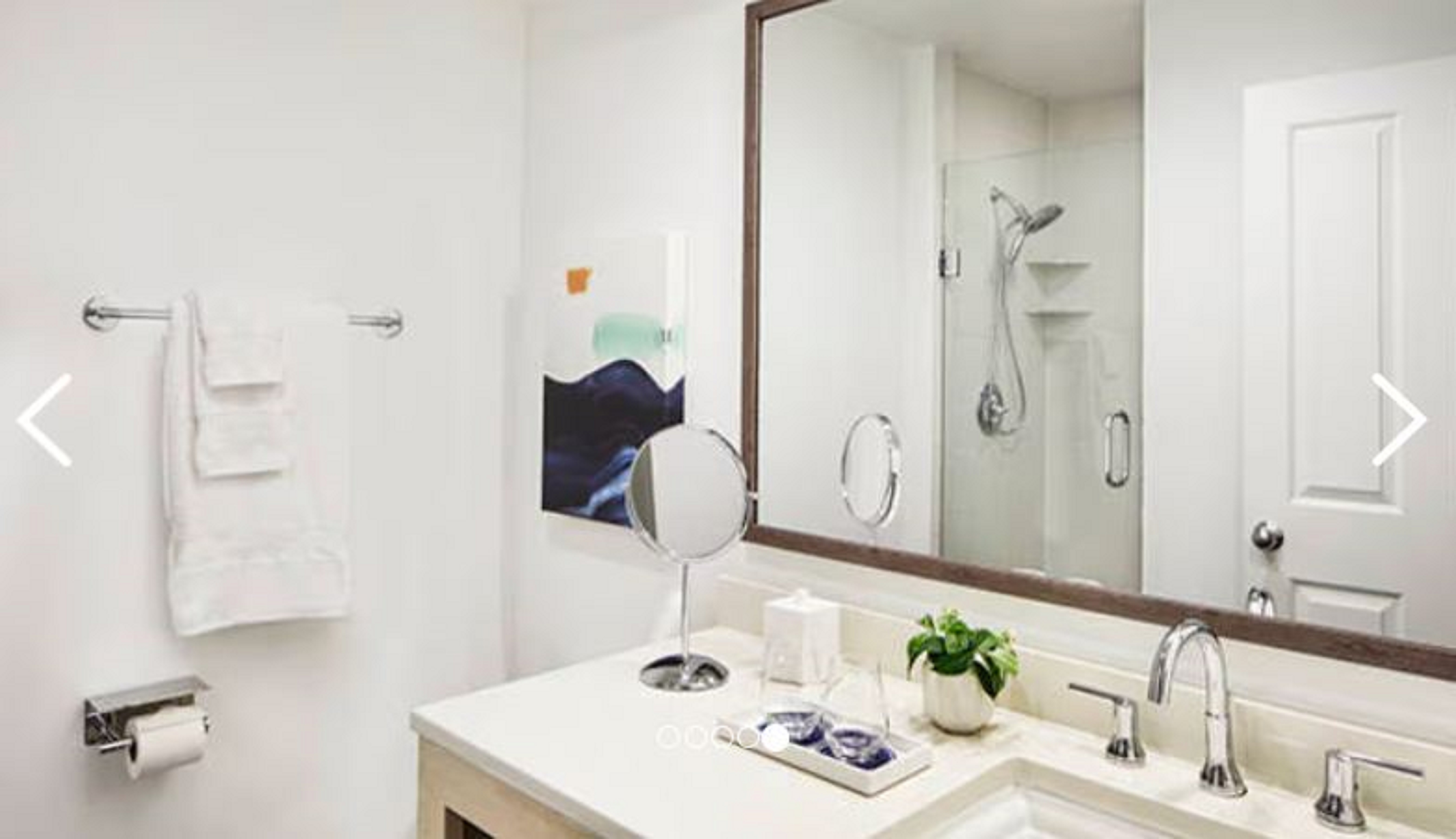 Guest Room, Partial Water View