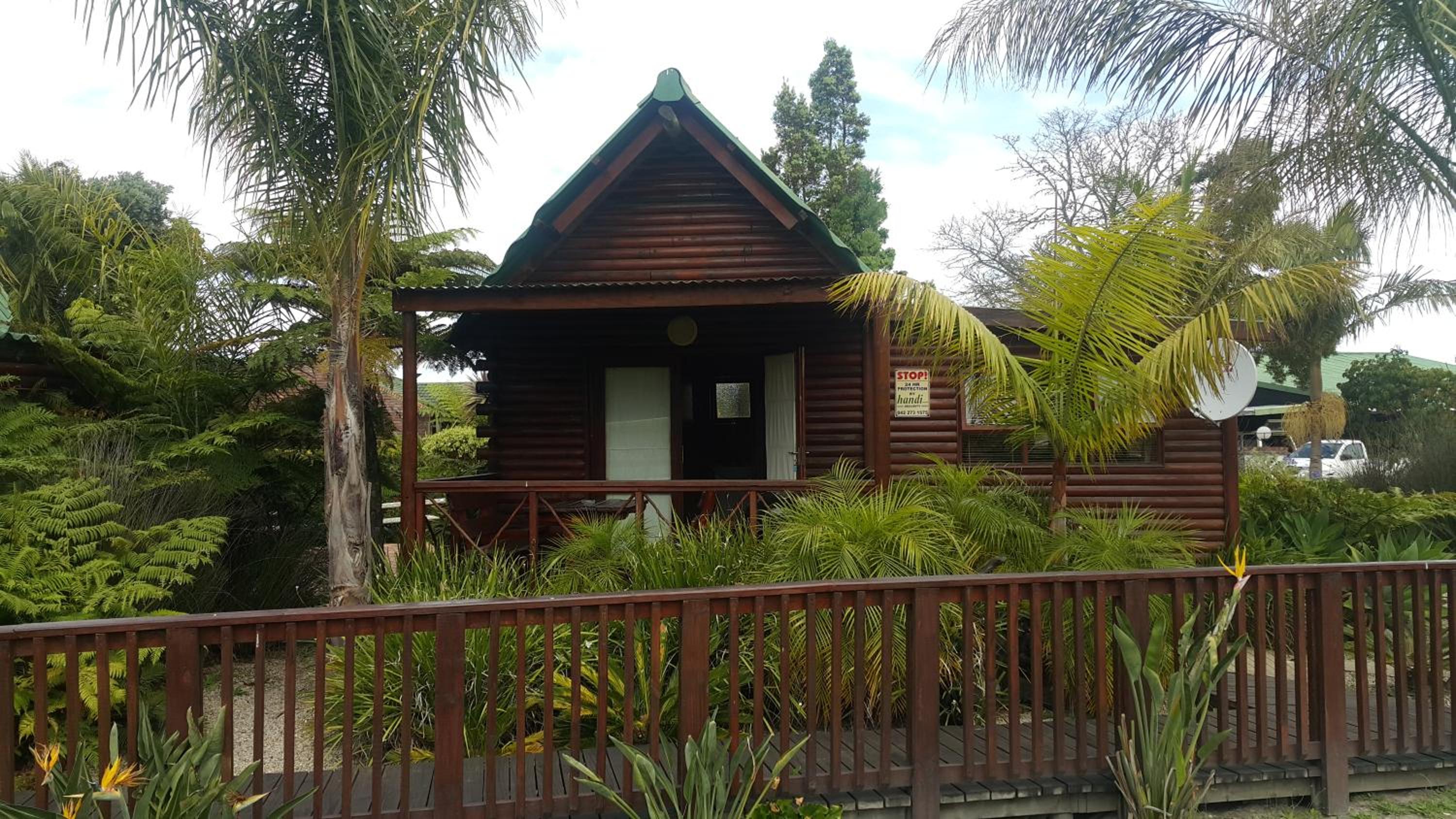 Mountain Breeze Log Cabins 14/18