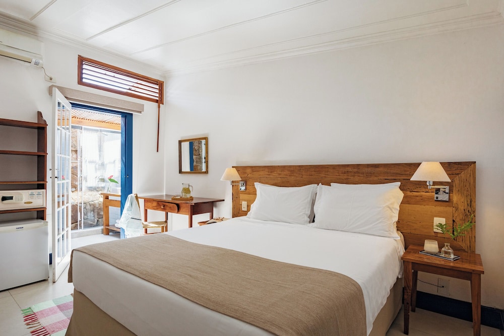 SUPERIOR, DOUBLE BED