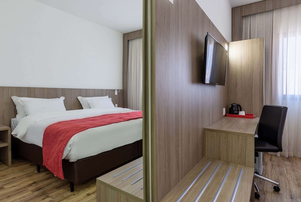 Ramada Encore by Wyndham Osasco 19/42