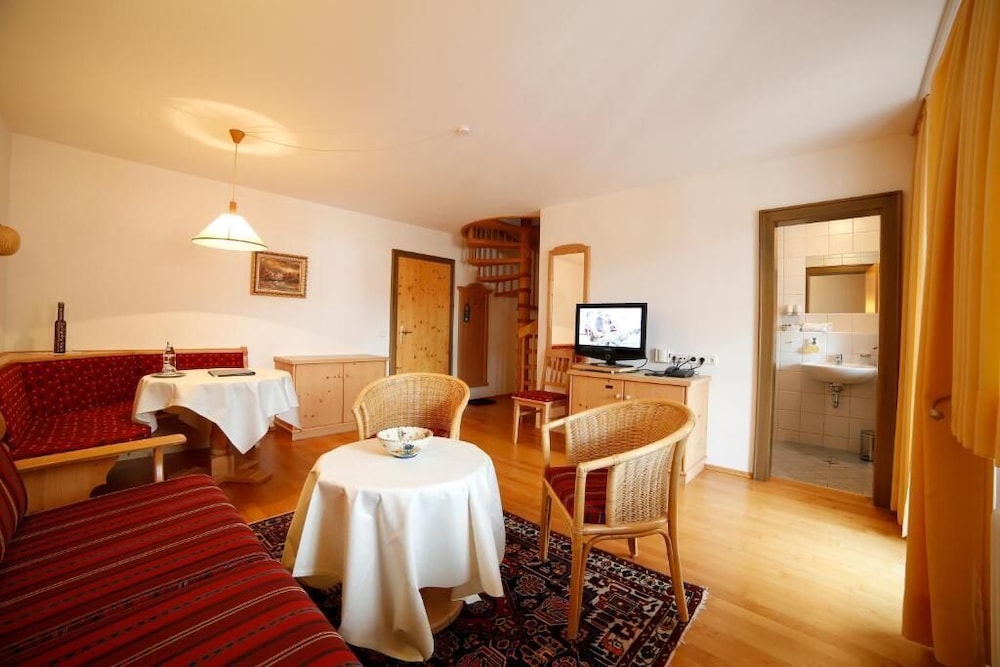 Hotel Oberschmied 35/47