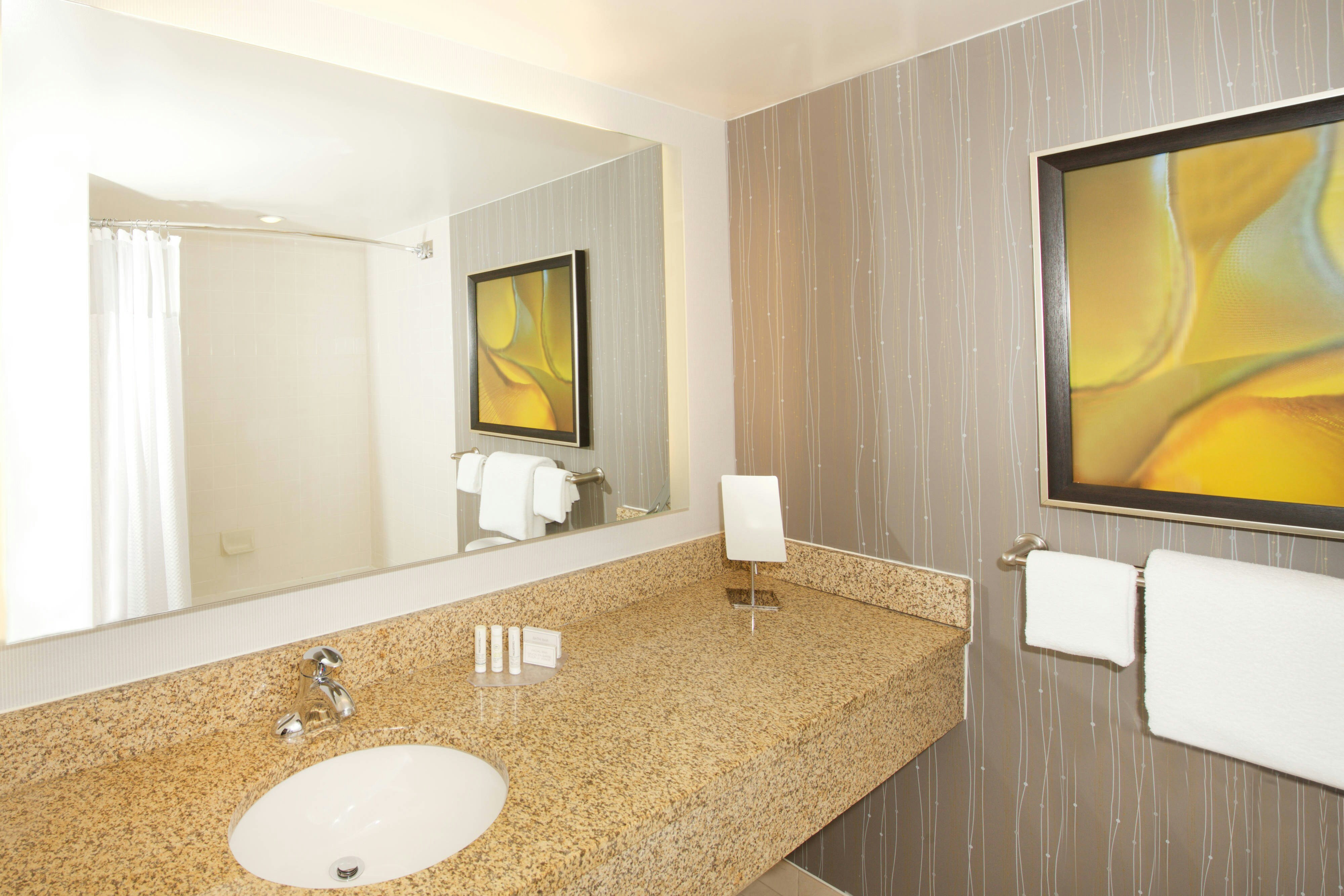 Courtyard by Marriott Boston Billerica Bedford 21/22