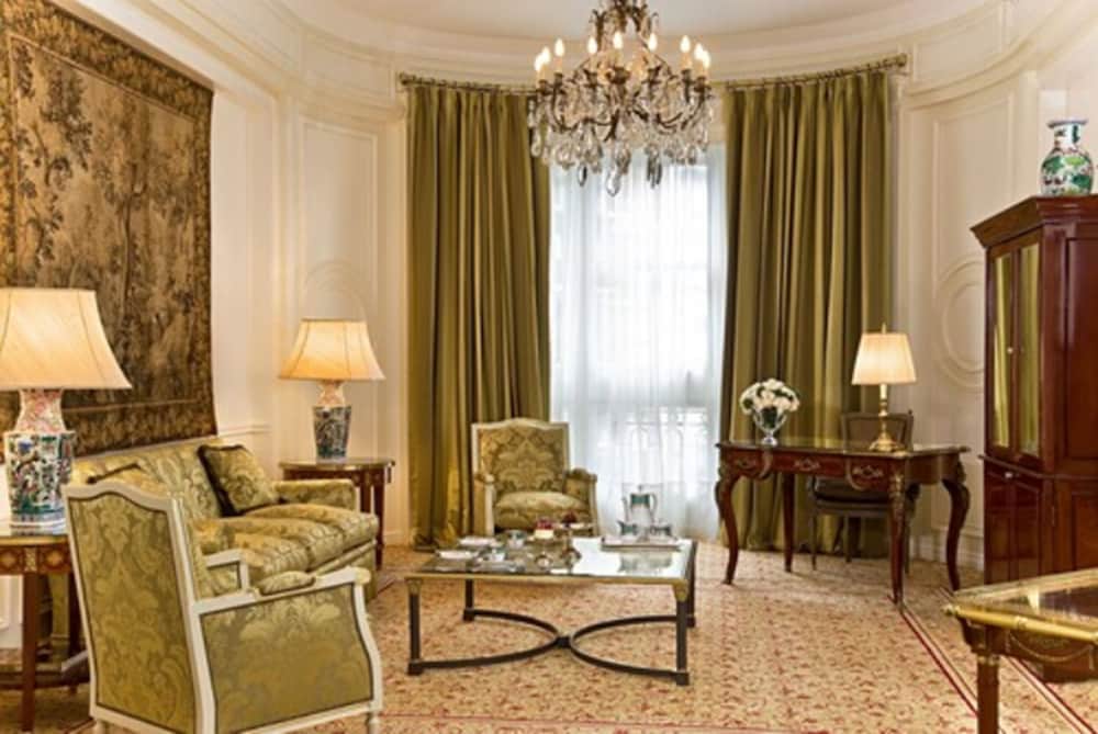 Alvear Palace Hotel 56/85