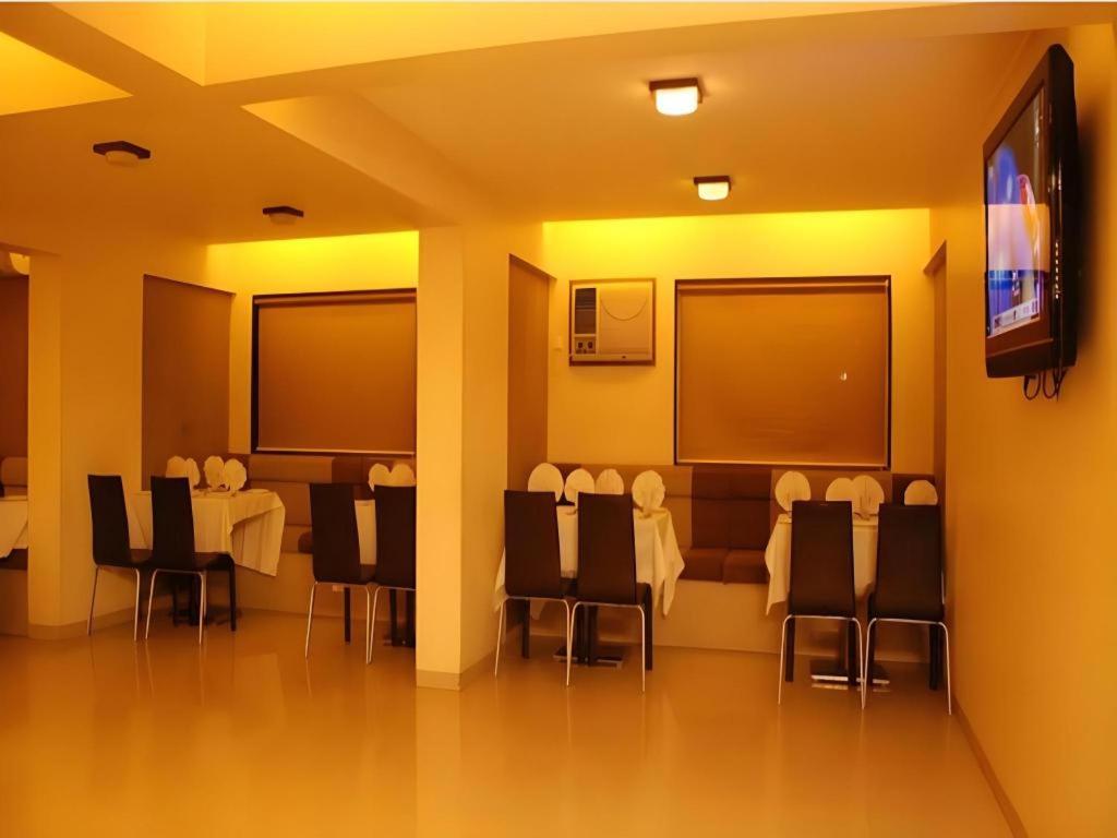Hotel Tanish Residency 24/32