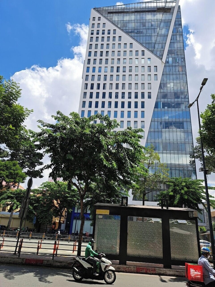 Liberty 2 Hotel 53/62