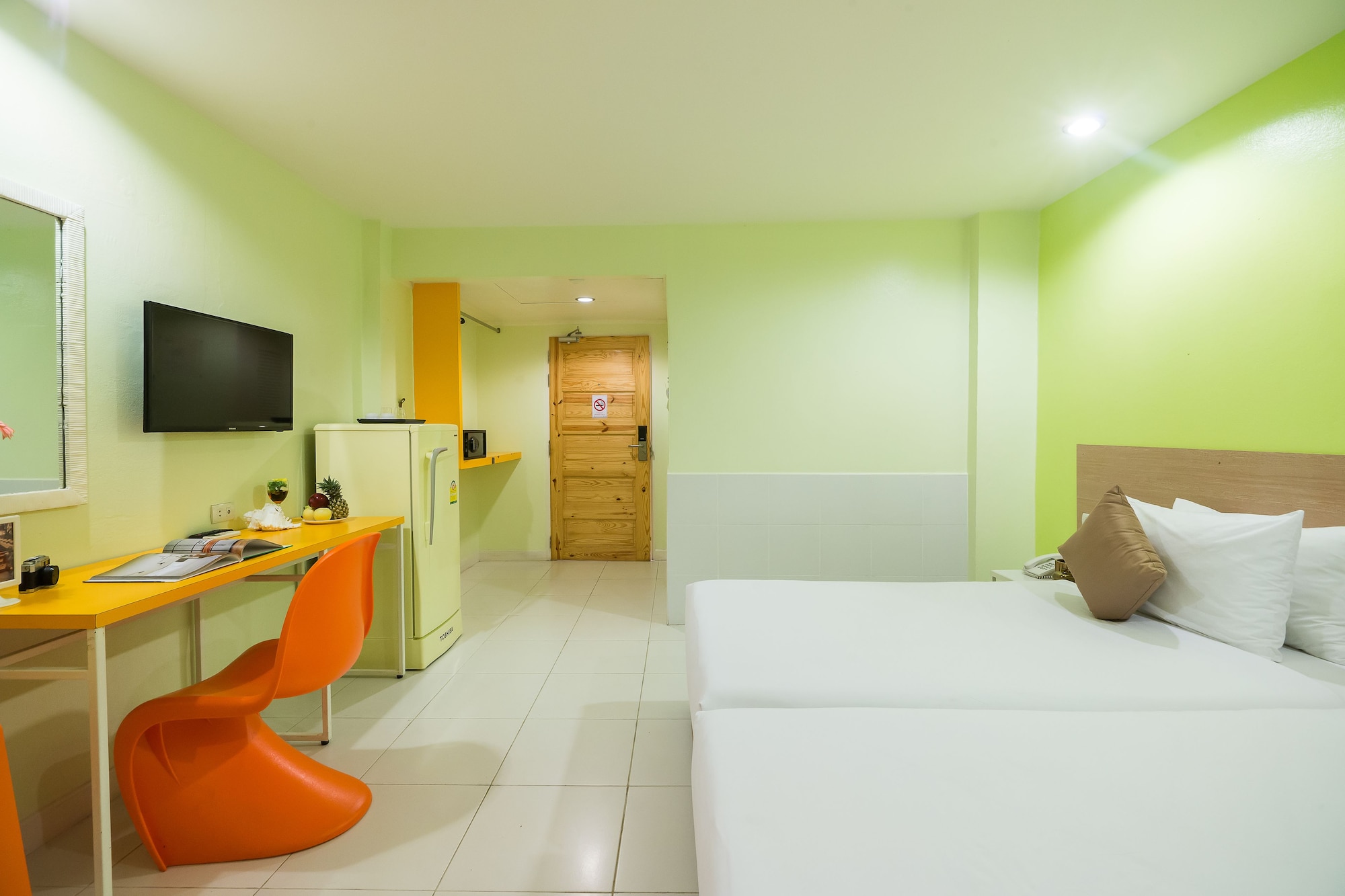 Standard Room No Window
