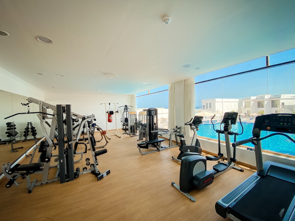 Mirage Bab Al Bahr Beach Hotel 24/44