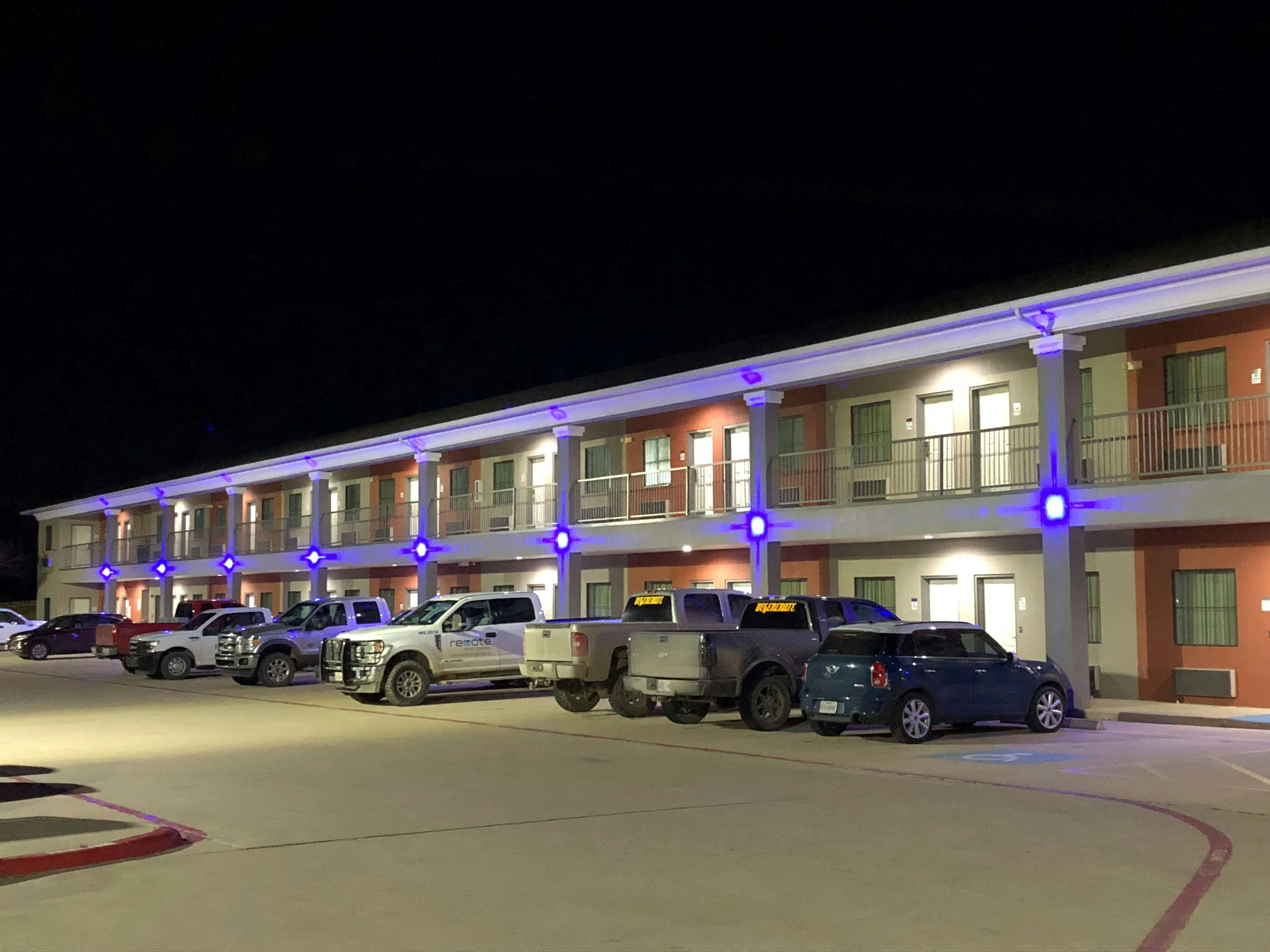 Executive Inn And Suites Joaquin 4/33