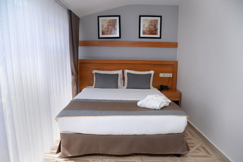 EDIBE SULTAN HOTEL 17/37