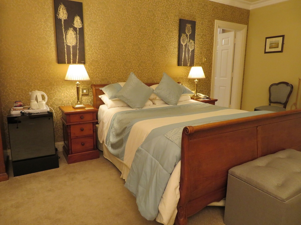 Brook Manor Lodge 13/32
