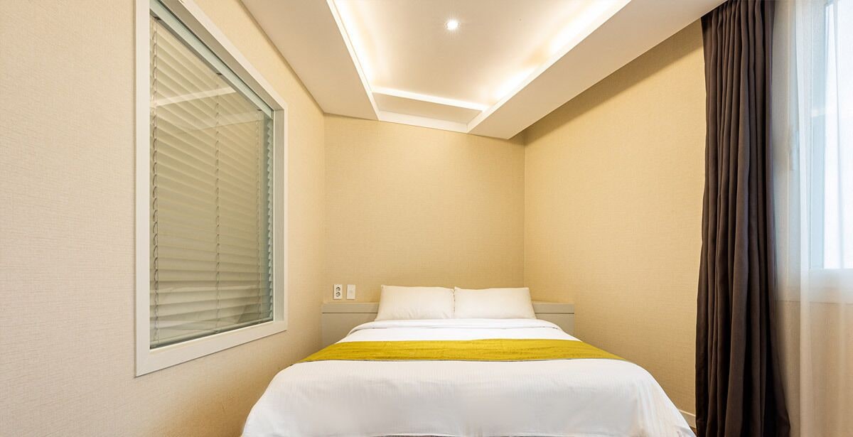 STANDARD, DOUBLE BED