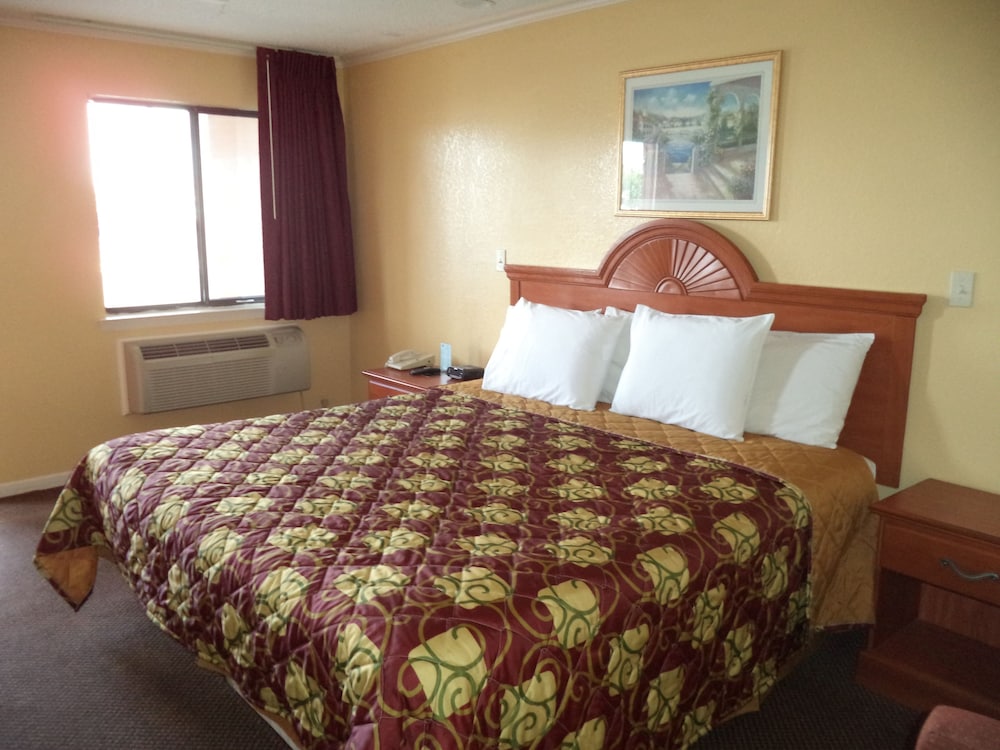 Americas Best Value Inn Buda Austin S 13/37