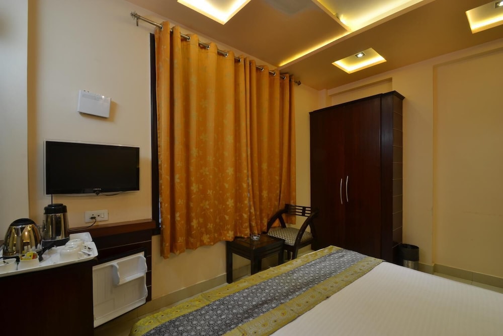 Hotel Central Residency 23/39