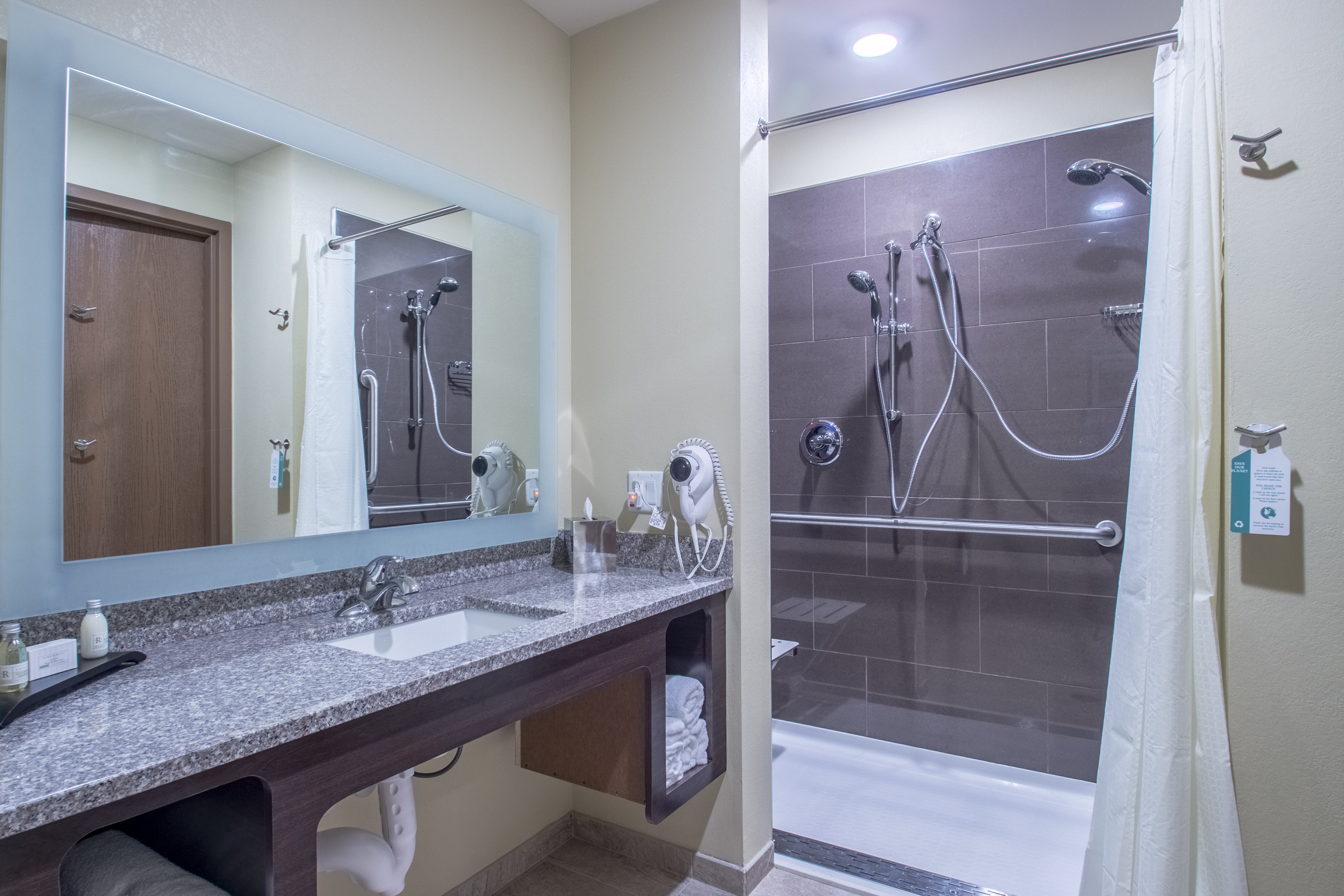 Cobblestone Inn & Suites - St. Mary S 56/57