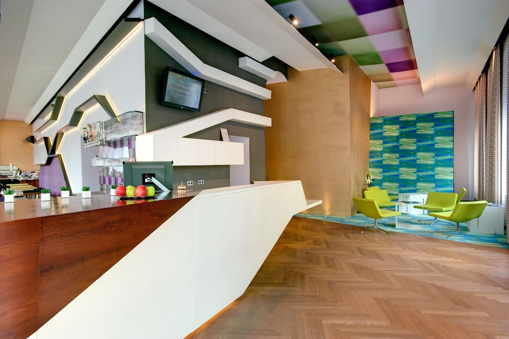 Boutique Hotel Donauwalzer 5/76