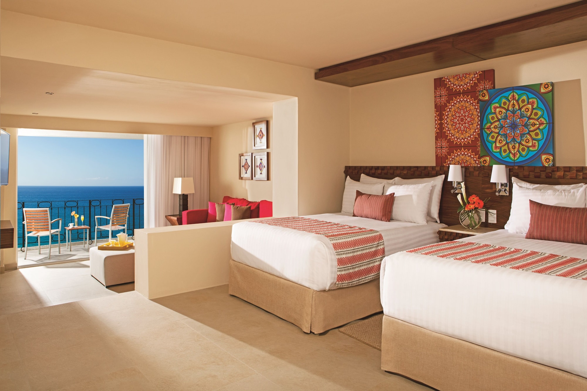 Sun Club, Junior Suite, 2 Double Beds, Ocean Front, Sofa