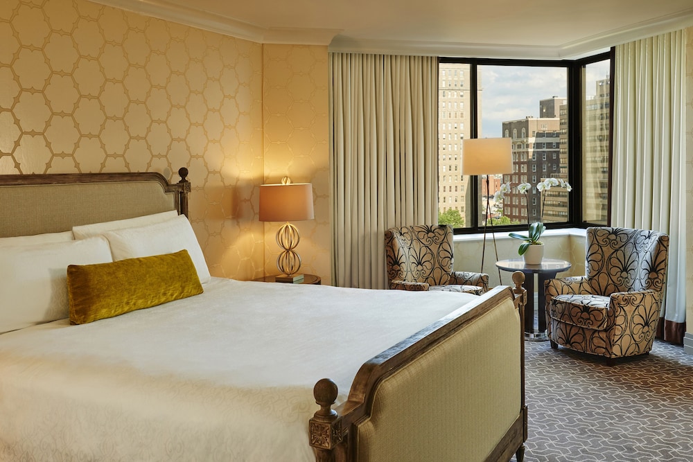 EXECUTIVE, SUITE, PARK VIEW